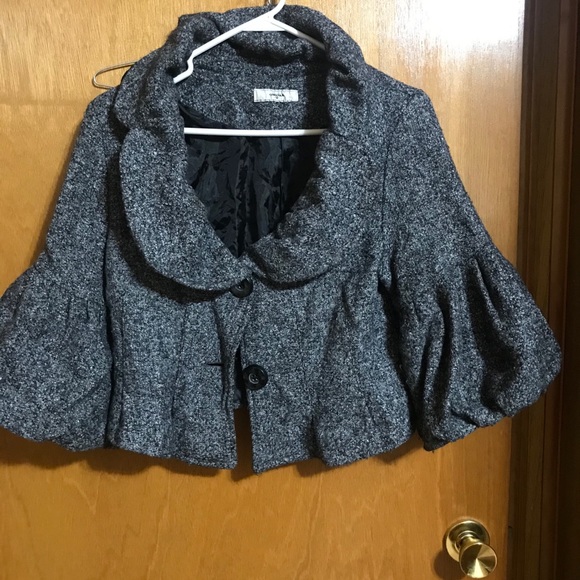 Short warm coat. Brand new - Picture 2 of 2